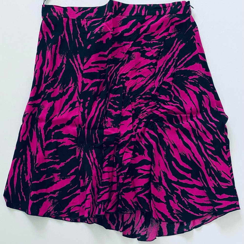 No. 21 Stampa Fondo Mini Skirt Fuchsia Black Print